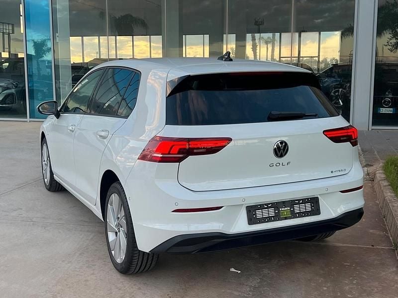 Nuova VW Golf VIII 150 CV (110 kW) 2025 Bianco Berlina