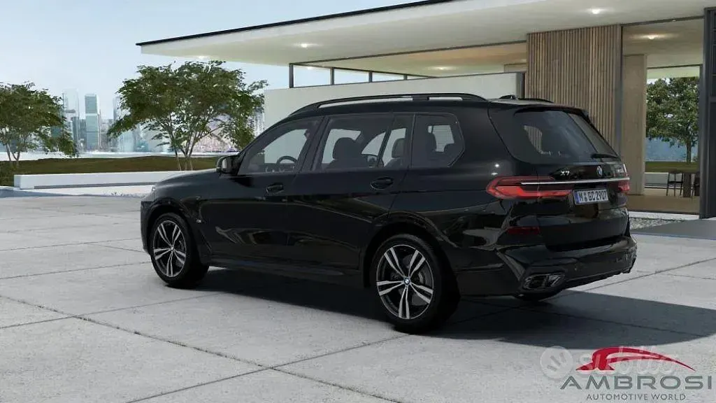Nuova BMW X7 M Sport 530 CV (389 kW) 2026 Nero SUV