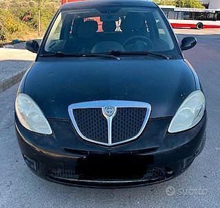 Usata Lancia Ypsilon 75 CV (55 kW) 2008 Nero Utilitaria