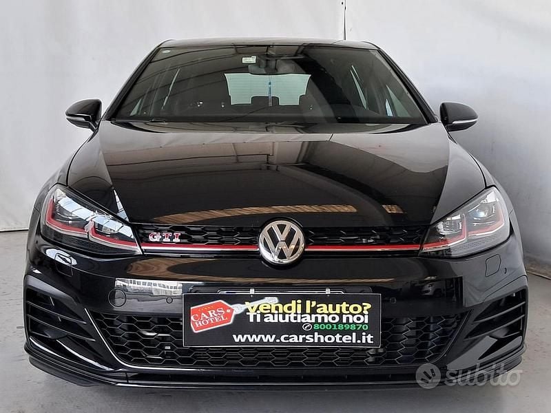 Nero Usata 2019 VW Golf GTI Tre volumi | 22.450 € (Ottimo prezzo) - Immagine 1/4
