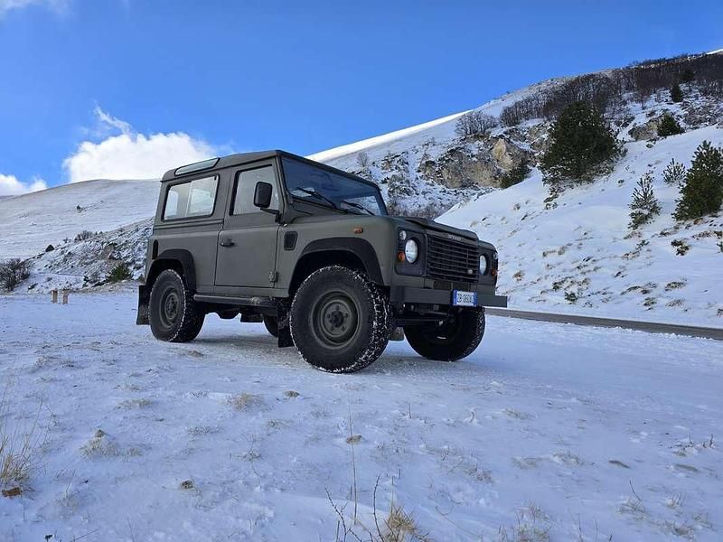 Usata Land Rover Defender 122 CV (89 kW) 2000 Verde Station wagon