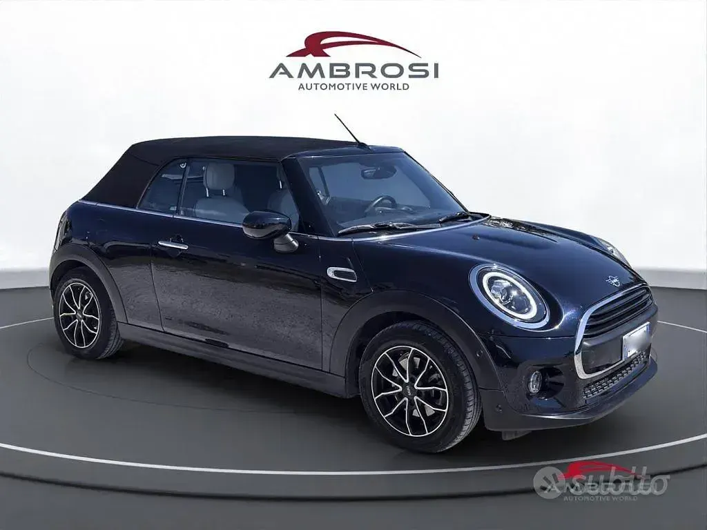 Usata Mini ONE 102 CV (75 kW) 2020 Nero Utilitaria