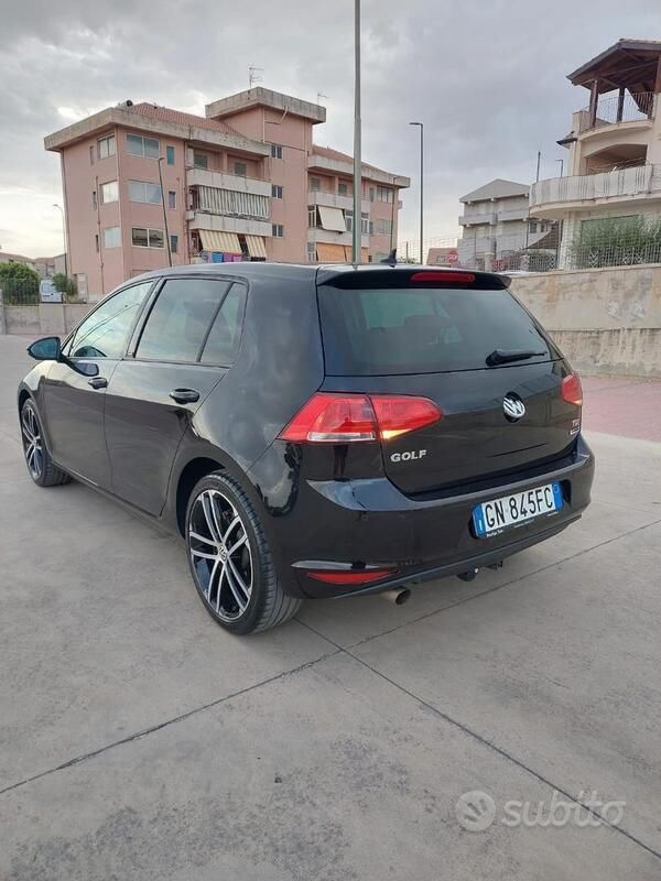 Usata VW Golf VII 110 CV (80 kW) 2017 Berlina