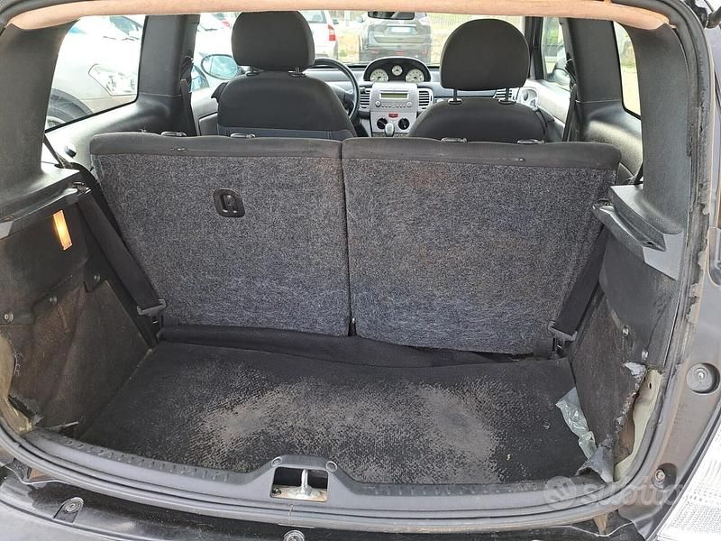 Usata Lancia Ypsilon 60 CV (44 kW) 2008 Nero Utilitaria