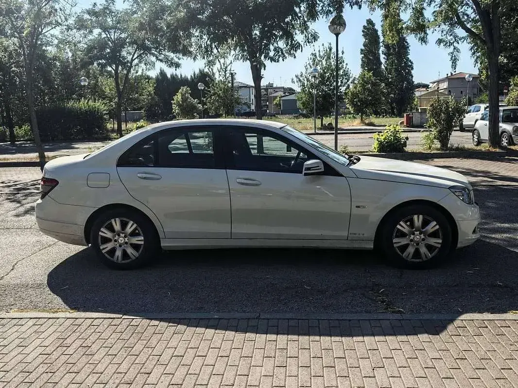 Usata Mercedes C220 Executive 170 CV (125 kW) 2011 Berlina