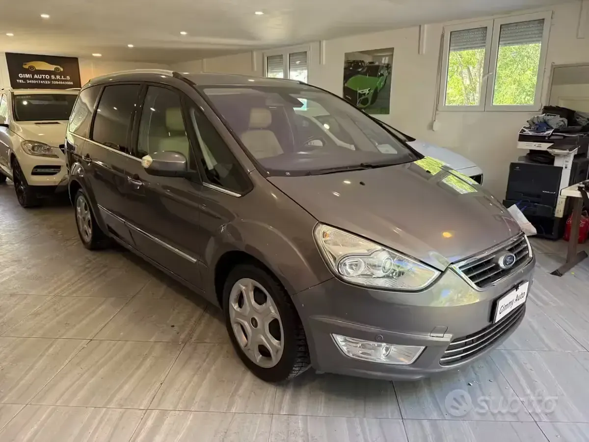 Usata Ford Galaxy 163 CV (119 kW) 2013 Marrone Monovolume