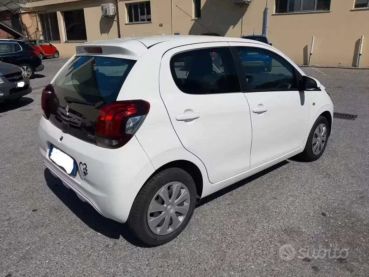Gebraucht Peugeot 108 Active 69 PS (50 kW) 2017 Weiß Limousine