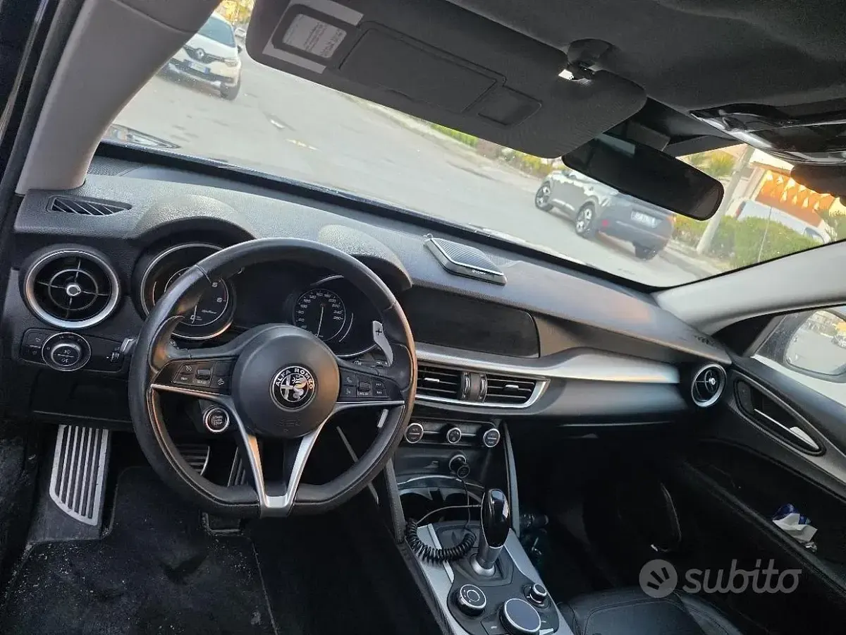 Usata Alfa Romeo Stelvio 179 CV (131 kW) 2017 Blu SUV