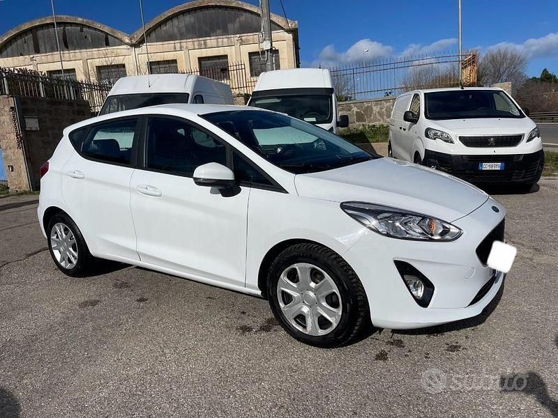 Usata Ford Fiesta 85 CV (62 kW) 2019 Bianco Utilitaria