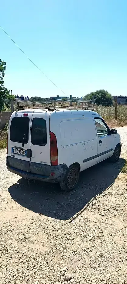Usata Renault Kangoo 54 CV (39 kW) 2004 Monovolume
