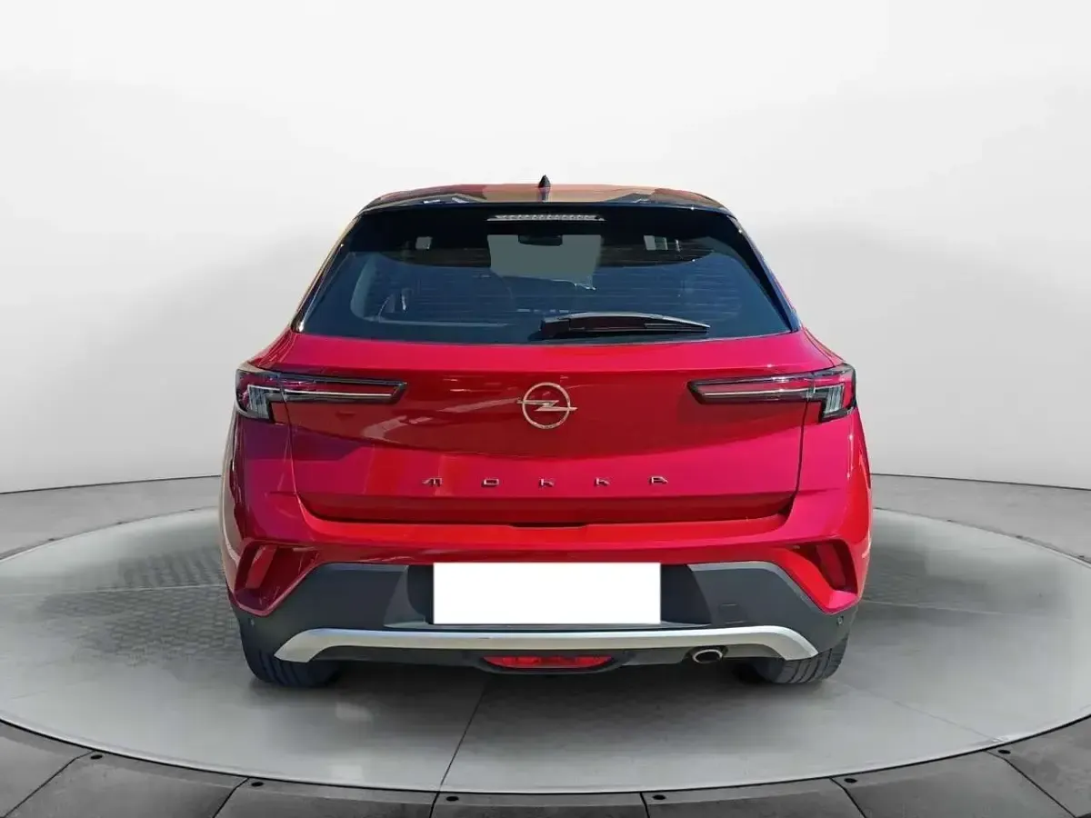 Usata Opel Mokka Elegance 110 CV (80 kW) 2022 Rosso SUV