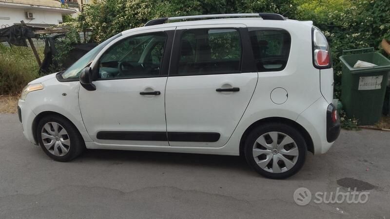 Usata Citroën C3 Picasso 92 CV (67 kW) 2011 Bianco Monovolume