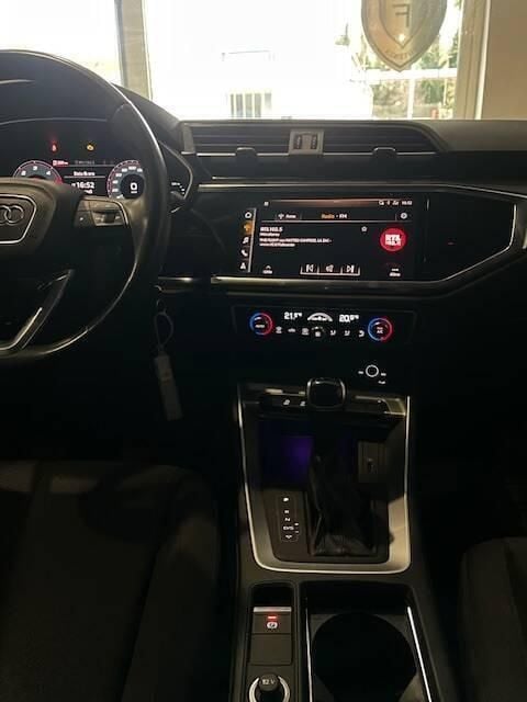 Usata Audi Q3 Advanced 150 CV (110 kW) 2019 Blu/azzurro SUV