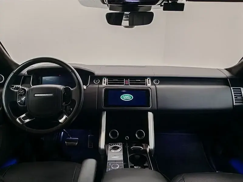 Usata Land Rover Range Rover Vogue 249 CV (183 kW) 2022 Svo premium palette grey SUV