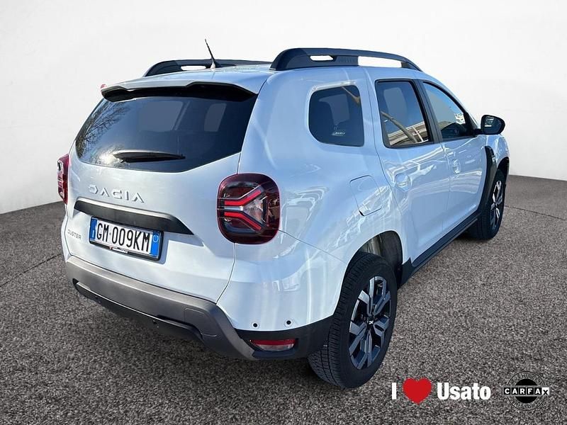 Usata Dacia Duster Journey 101 CV (74 kW) 2022 Bianco SUV