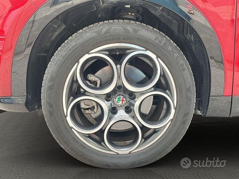 Usata Alfa Romeo Tonale Ti 280 CV (205 kW) 2024 Rosso SUV