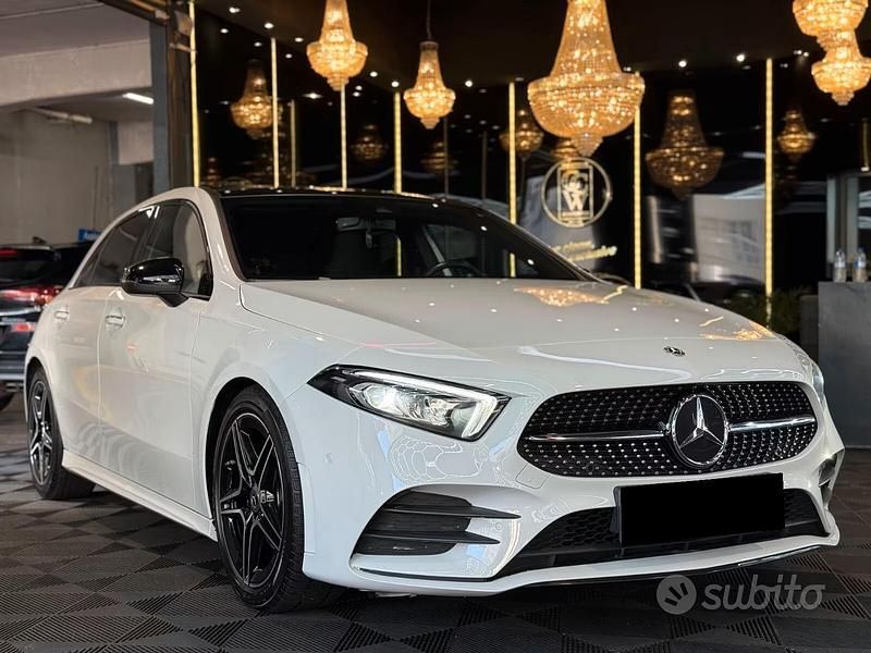 Bianco Usata 2022 Mercedes A200 Premium Tre volumi | 30.400 € (Buon prezzo) - Immagine 1/4