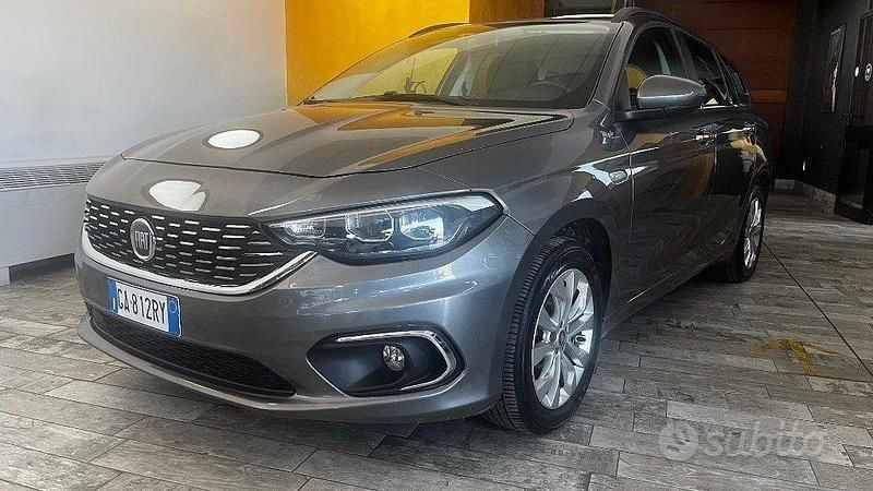 Usata Fiat Tipo Mirror 130 CV (95 kW) 2020 Grigio Station wagon