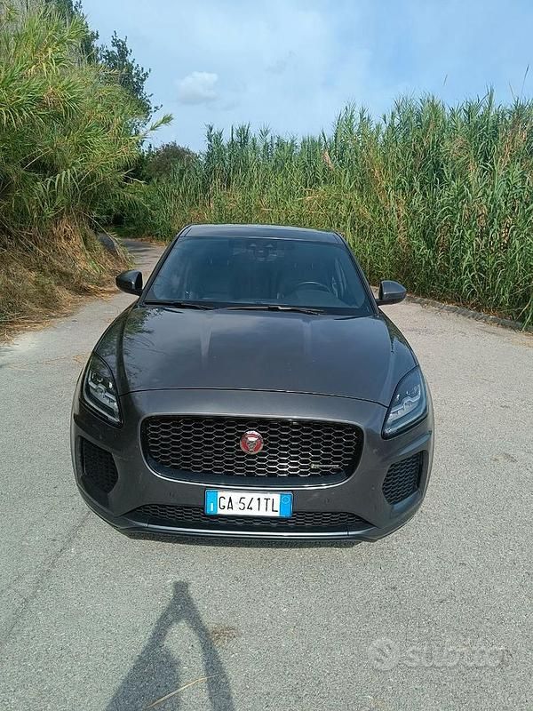 Usata Jaguar E-Pace Chequered Flag 150 CV (110 kW) 2020 Grigio SUV