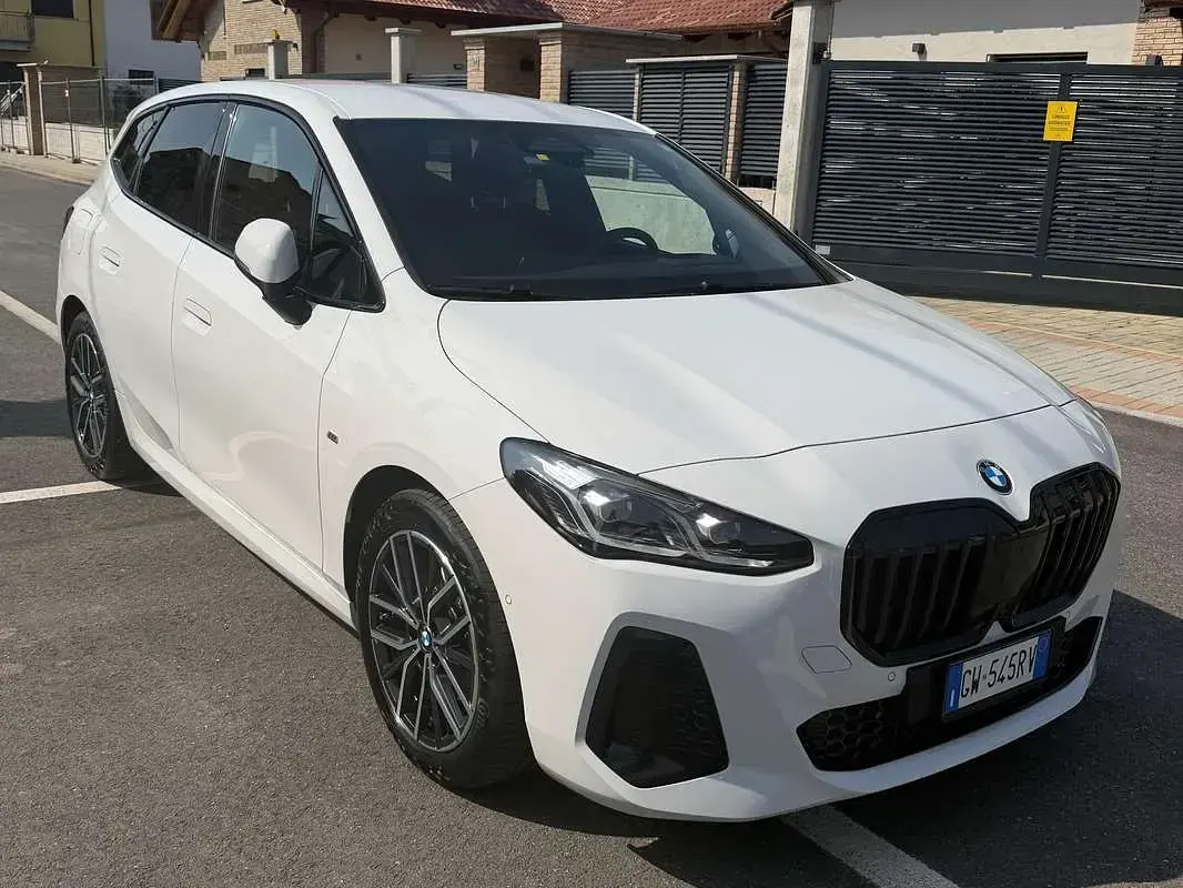 Usata BMW 218 Gran Coupé M Sport 150 CV (110 kW) 2023 Bianco Coupé
