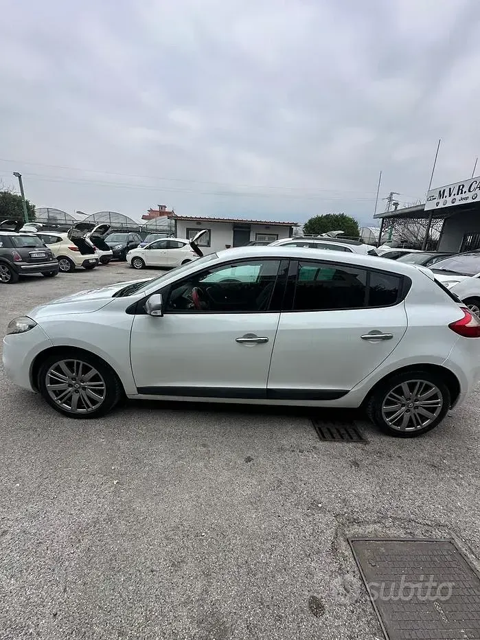 Usata Renault Mégane GrandTour GT 130 CV (95 kW) 2012 Bianco Station wagon