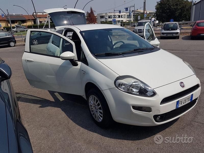Usata Fiat Grande Punto 2017 Bianco Utilitaria