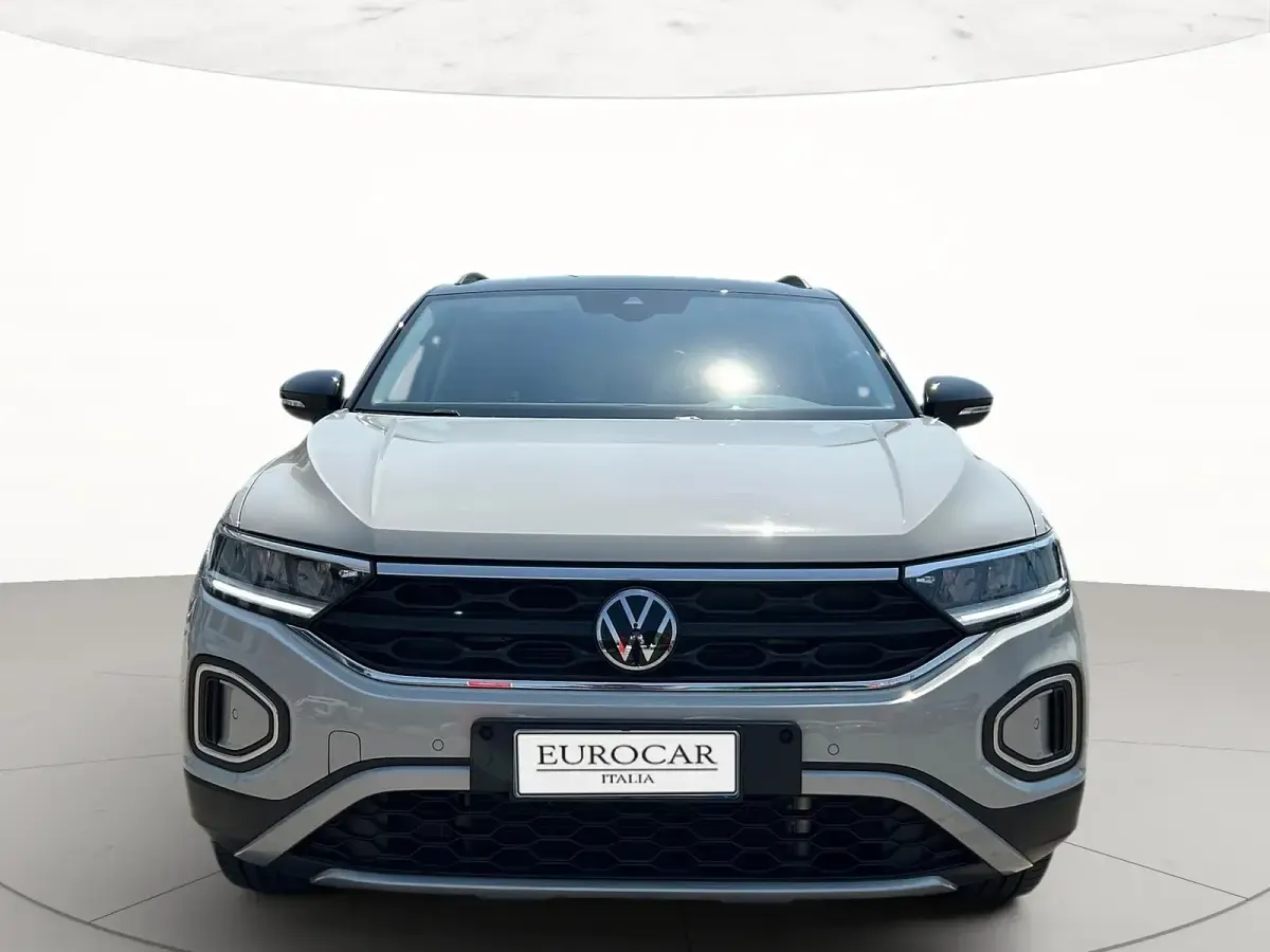 Usata VW T-Roc Life 150 CV (110 kW) 2023 Ascot grey nero SUV