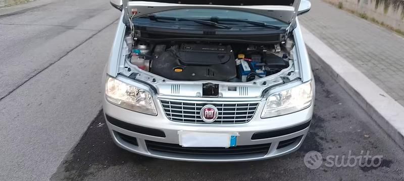 Usata Fiat Idea 95 CV (69 kW) 2012 Monovolume