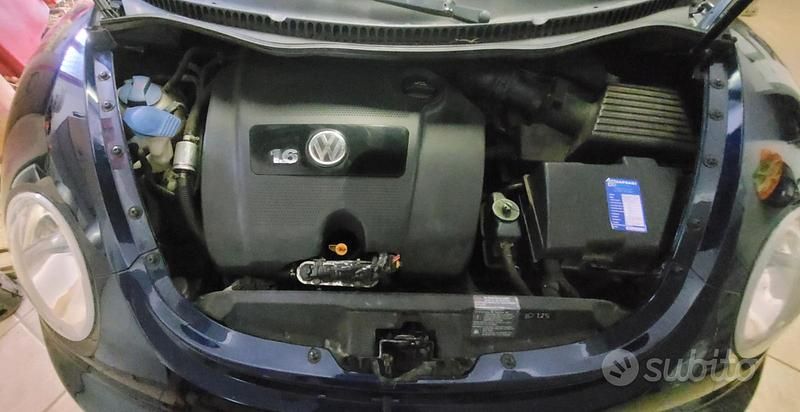 Usata VW Beetle Cabriolet 2008 Blu Cabrio
