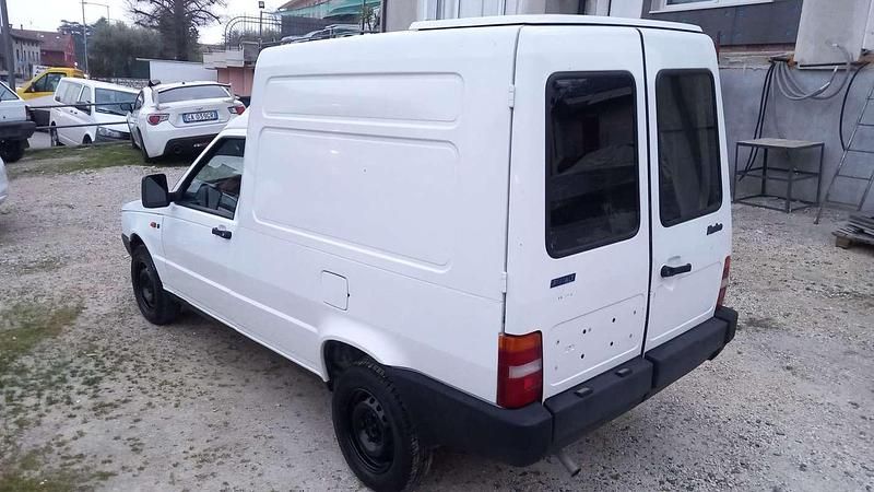 Usata Fiat Fiorino 75 CV (55 kW) 2000 Bianco Monovolume