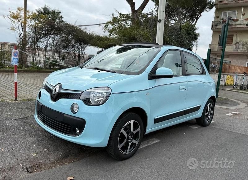 Usata Renault Twingo LIMITED 69 CV (50 kW) 2018 Blu Utilitaria