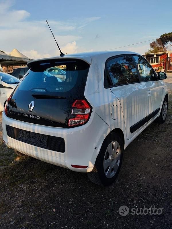 Usata Renault Twingo Life 69 CV (50 kW) 2016 Bianco Utilitaria