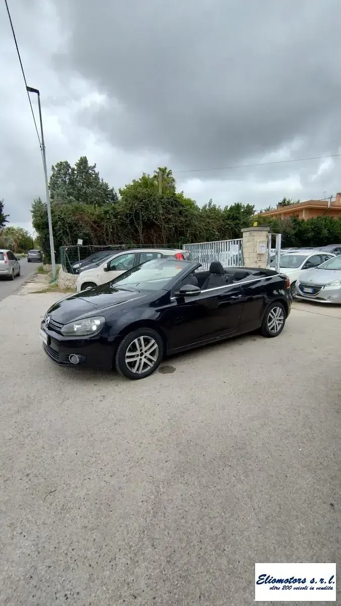 Usata VW Golf Cabriolet 140 CV (102 kW) 2014 Nero Cabrio