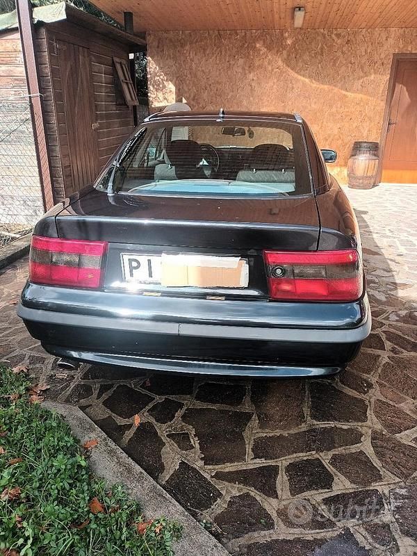 Usata Opel Calibra 150 CV (110 kW) 1992 Nero Coupé