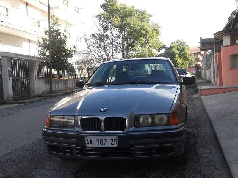 Usata BMW 318 90 CV (66 kW) 1994 Berlina