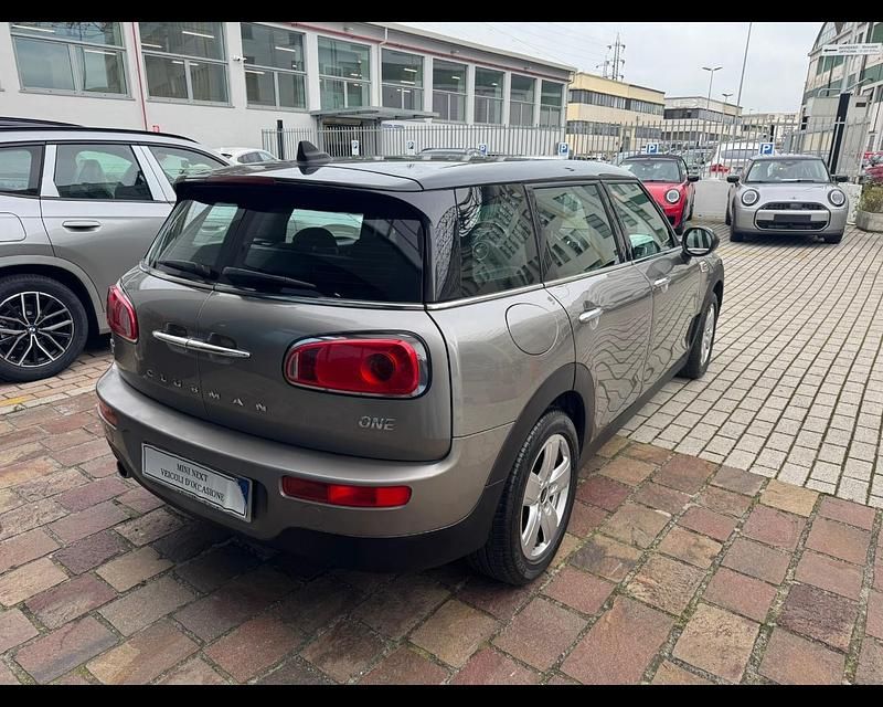 Usata Mini One Clubman 102 CV (75 kW) 2017 Argento Station wagon