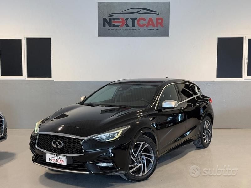 Usata Infiniti Q30 Premium 109 CV (80 kW) 2017 Nero Berlina