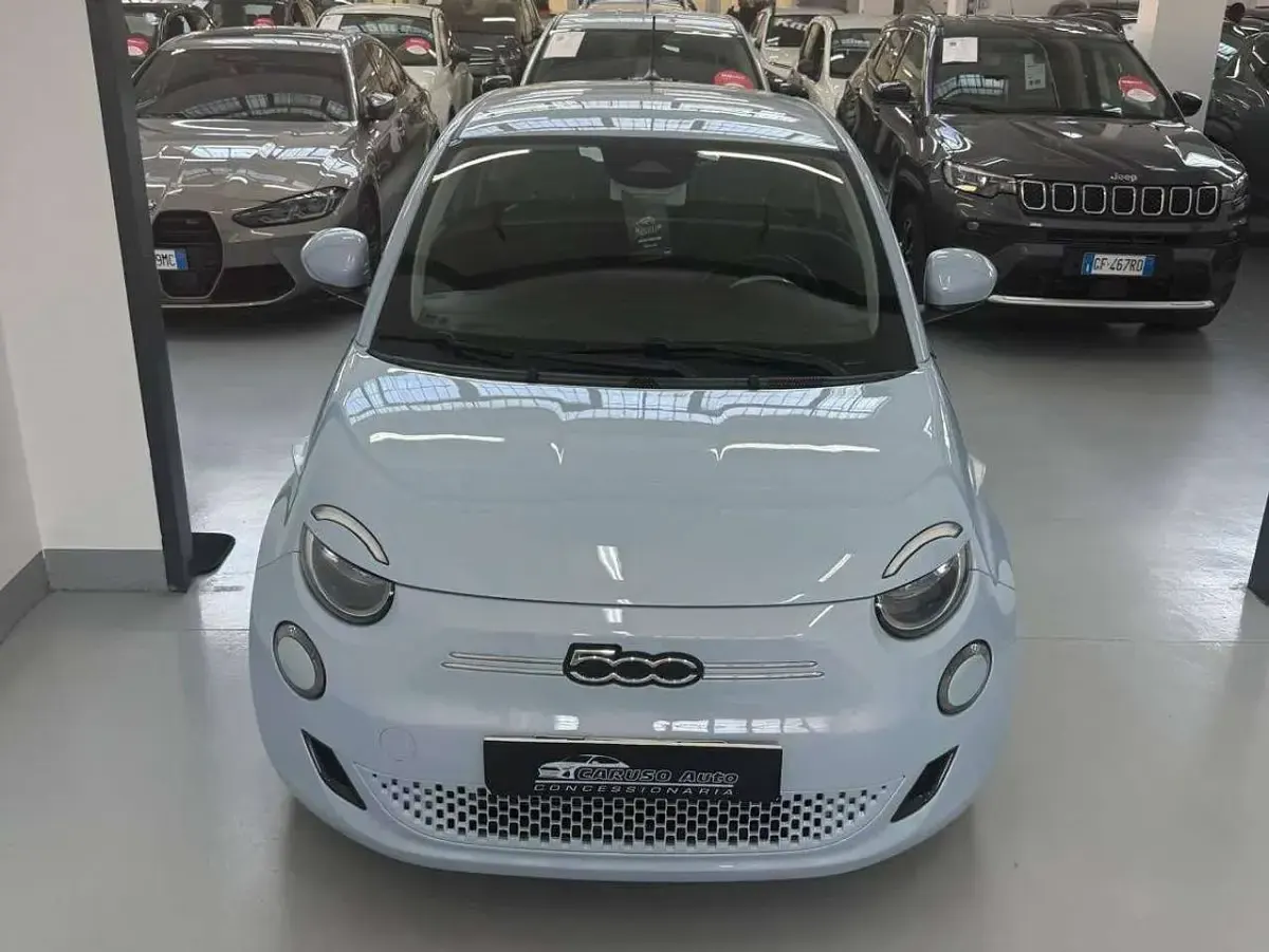 Usata Fiat 500e Icon 42 kW (58 CV) 2020 Blu/azzurro Utilitaria