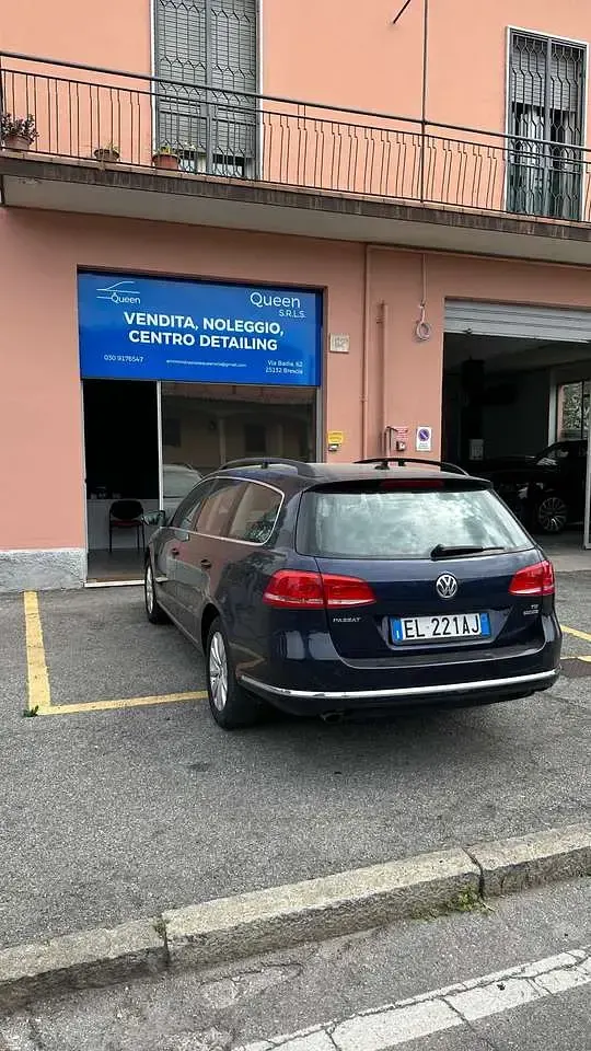 Usata VW Passat Comfortline 105 CV (77 kW) 2012 Blu/azzurro Station wagon