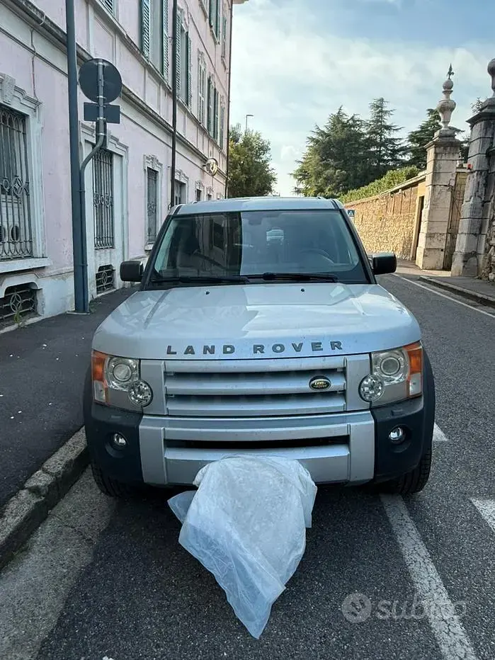 Usata Land Rover Discovery 190 CV (139 kW) 2006 Grigio SUV