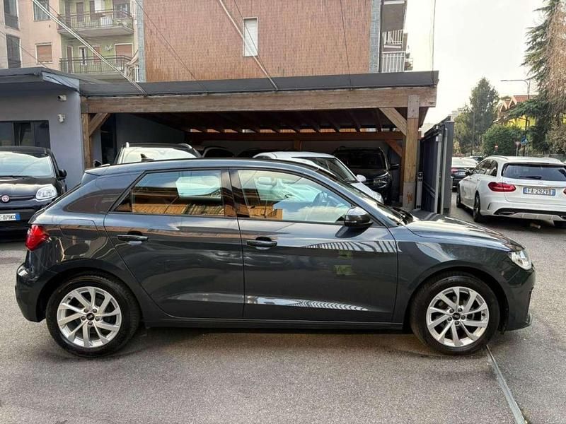 Usata Audi A1 Admired 95 CV (69 kW) 2022 Grigio scuro SUV