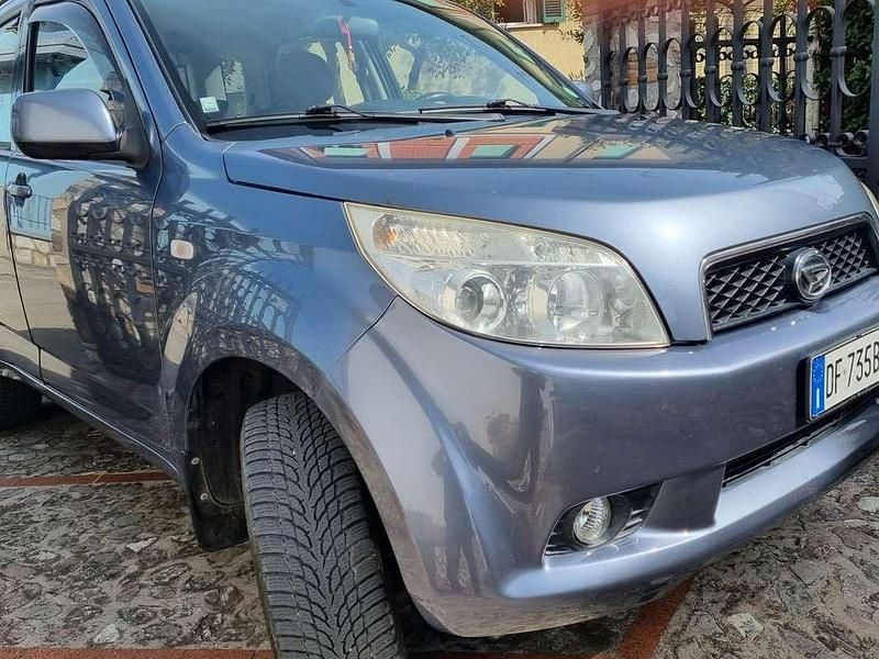 Usata Daihatsu Terios 105 CV (77 kW) 2007 SUV
