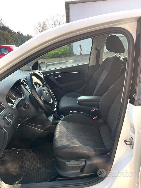 Usata VW Polo Highline 90 CV (66 kW) 2017 Bianco Berlina