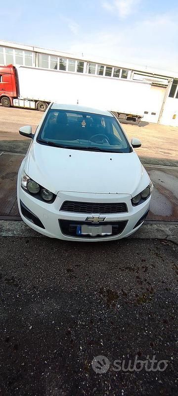 Usata Chevrolet Aveo LT 75 CV (55 kW) 2012 Bianco Berlina