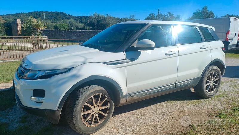 Usata Land Rover Range Rover evoque 150 CV (110 kW) 2015 Bianco Berlina