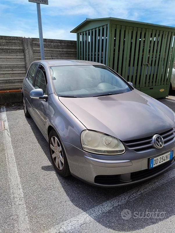 Usata VW Golf IV Sportline 140 CV (102 kW) 2006 Grigio Berlina