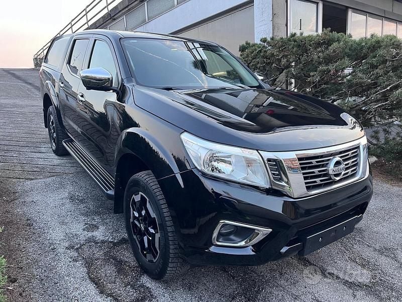 Usata Nissan Navara N-Guard 190 CV (139 kW) 2019 Nero Pick-up