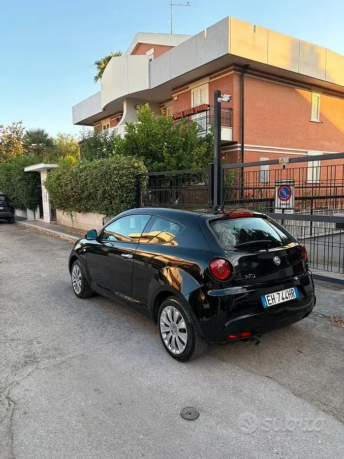 Usata Alfa Romeo MiTo 77 CV (56 kW) 2012 Nero Utilitaria
