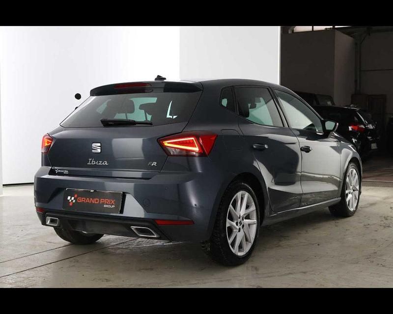 Begagnad Seat Ibiza FR 81 HK (59 kW) 2023 Grå Halvkombi