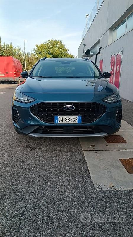 Usata 2024 Ford Focus Active Due volumi | 20.000 € (Buon prezzo) - Immagine 1/4
